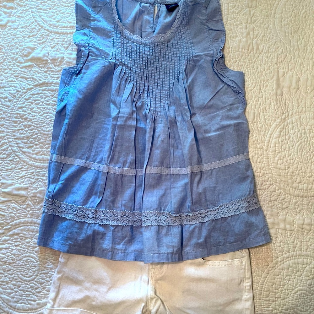 Set Gap size 10 short and blouse